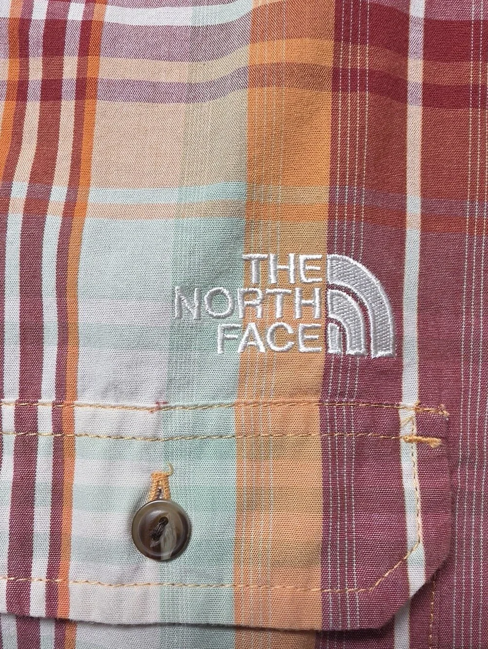 Men's short-sleeve outdoor hiking button-down shirt from The North Face.